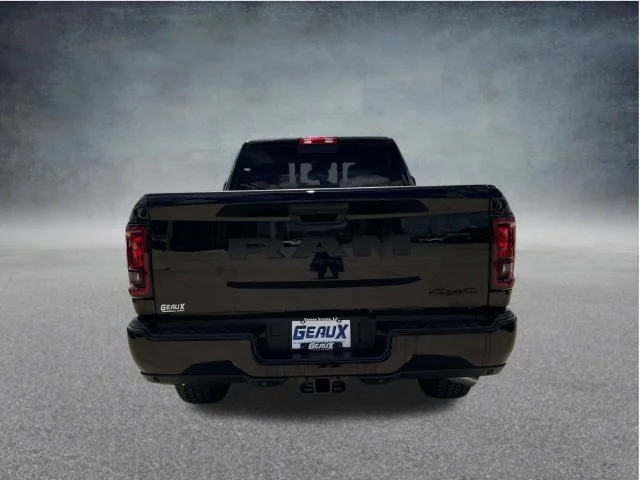 New 2027 Diamond Black Crystal Pearl-Coat Exterior Paint RAM Black Express image 17