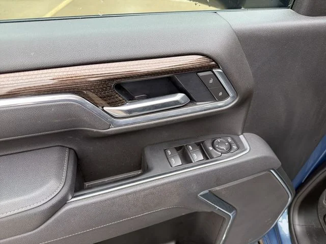 Used 2025 Blue Chevrolet LT image 15