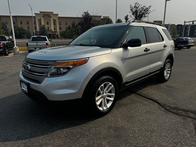 Used 2015 Silver Ford Base image 2