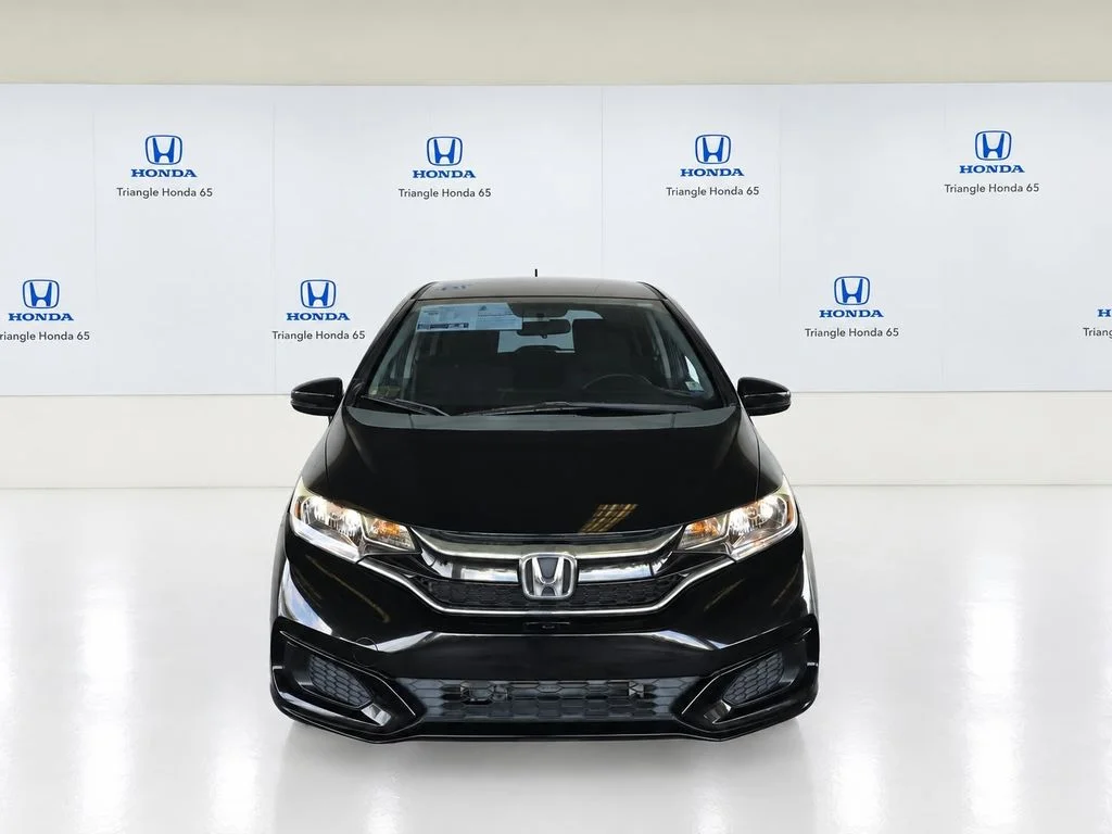 Used 2018  Honda LX image 2