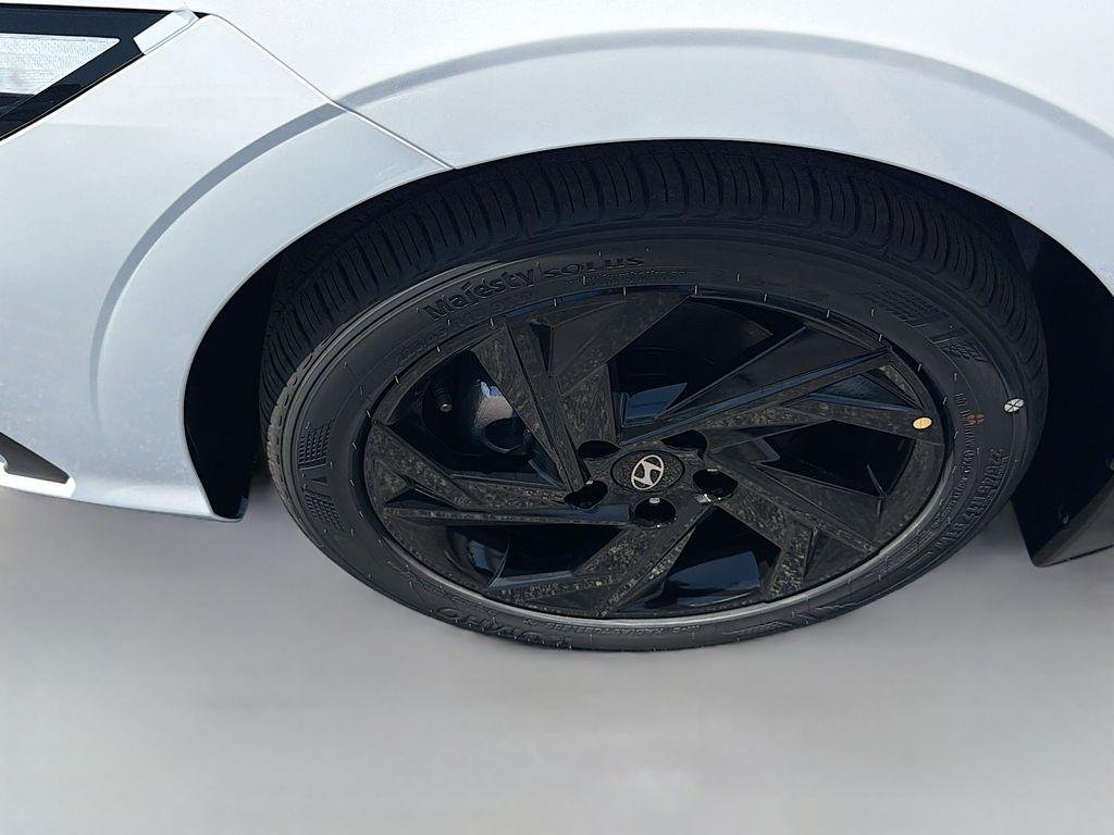 New 2026 Serenity White Hyundai SEL Sport image 23