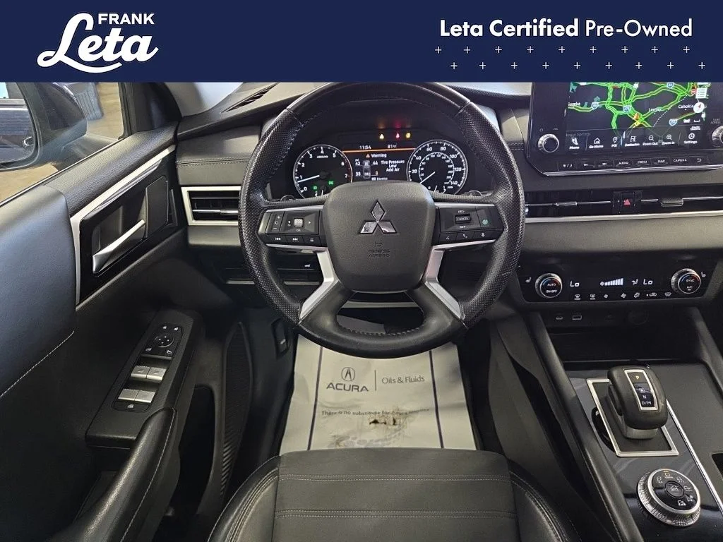 Used 2022 Blue Mitsubishi SE image 17