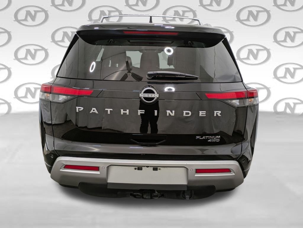 Used 2024 Black Nissan Platinum image 8