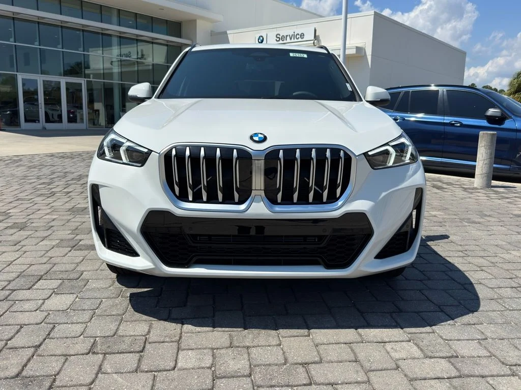 2026 BMW X1 28i - Photo 6