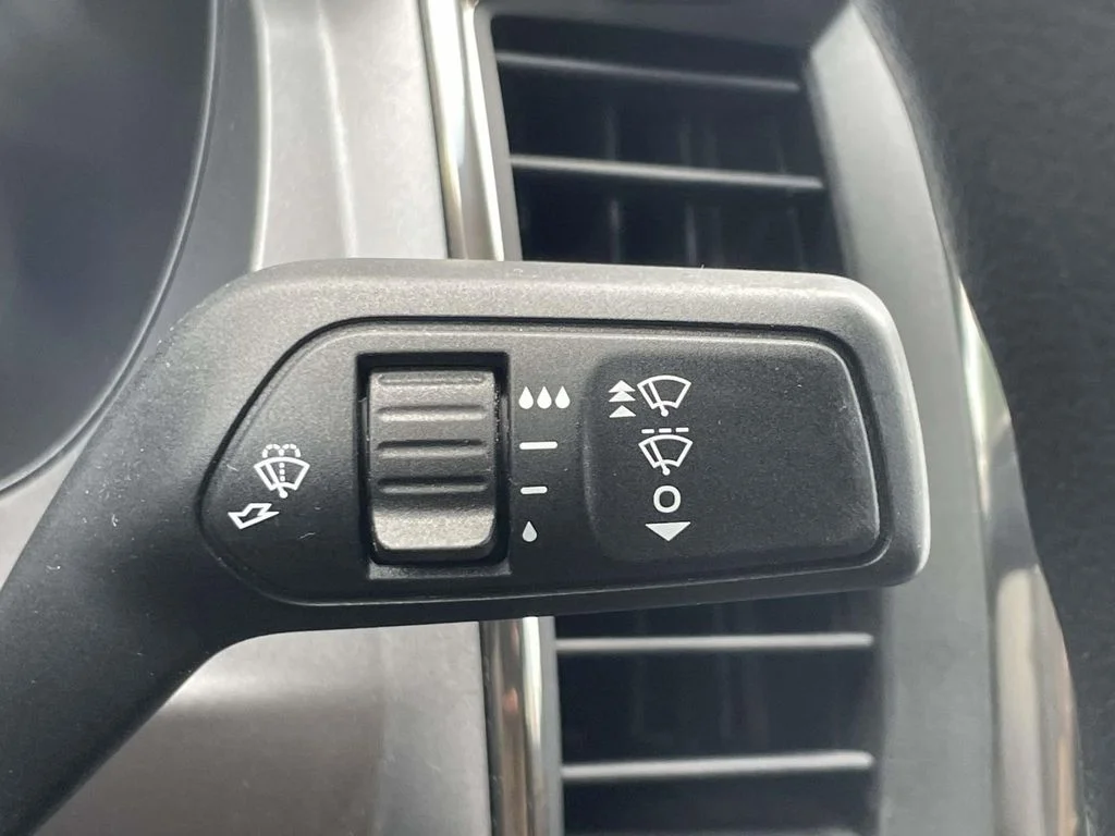 Used 2021 White Ford XLT image 26