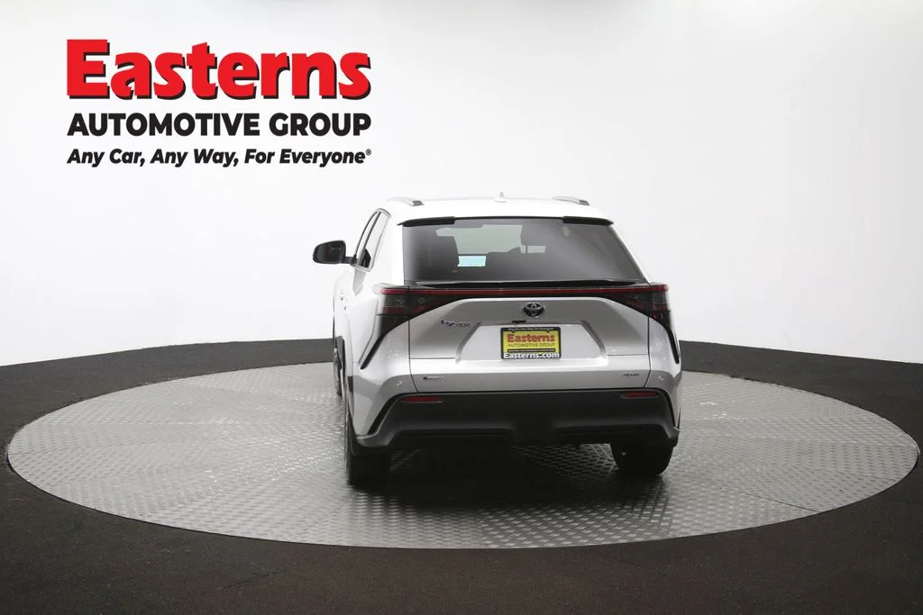 Used 2024 Silver Toyota XLE image 37