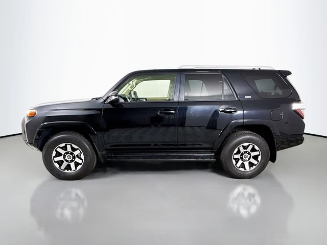 Used 2016 Black Toyota SR5 Premium image 4
