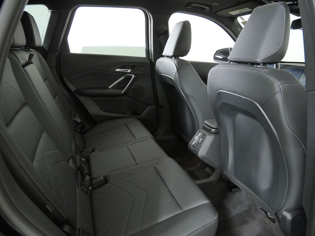 Certified Used 2025 Jet Black BMW xDrive28i image 29