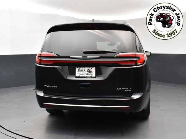 Used 2021 Chrysler Pacifica Limited with VIN 2C4RC3GG1MR508136 for sale in Burnsville, Minnesota