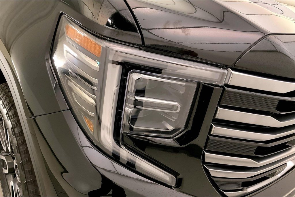 Used 2026 Onyx Black GMC AT4 image 27