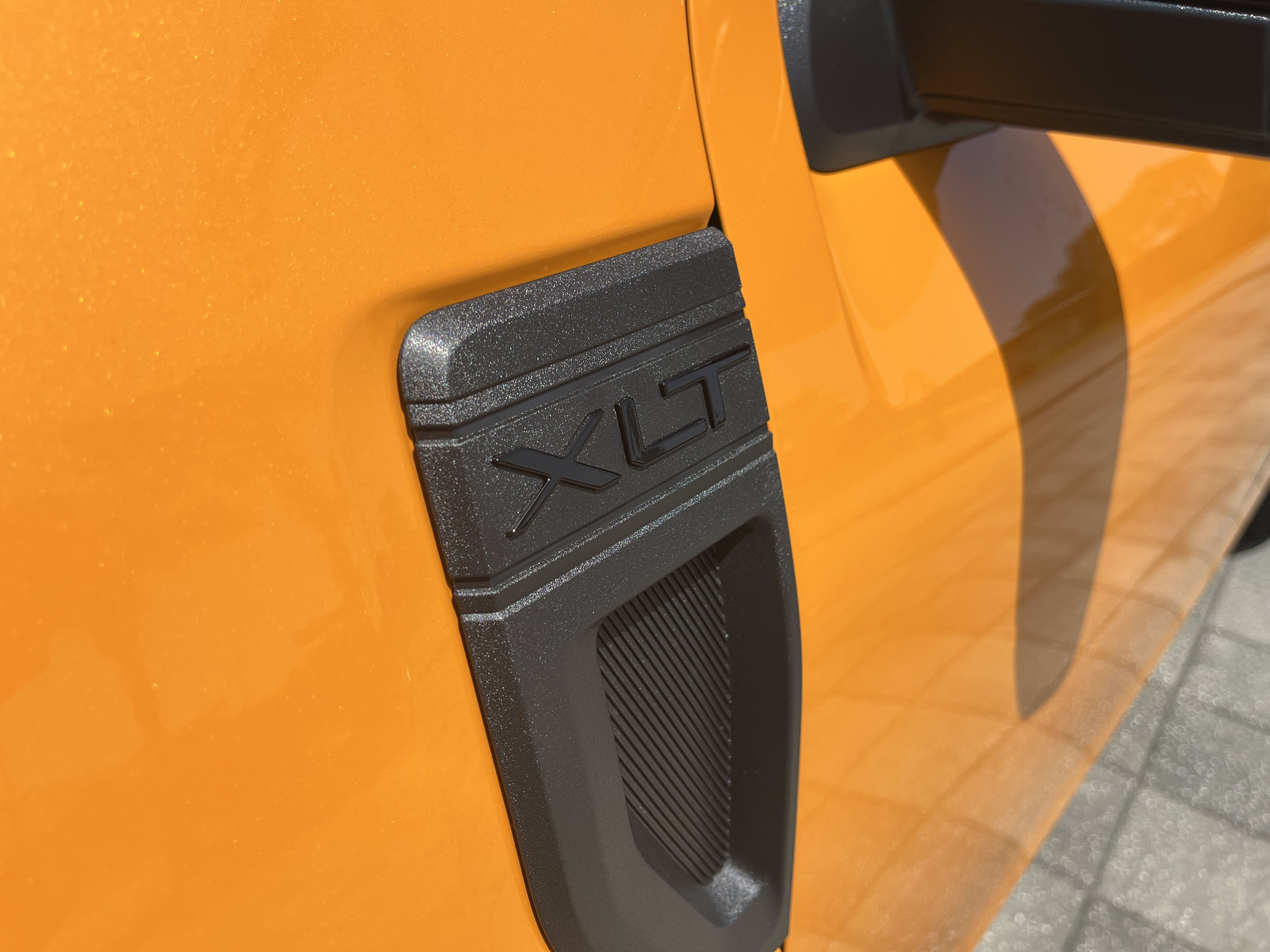 New 2026 Orange Fury Metallic Tri-Coat Ford XLT image 10