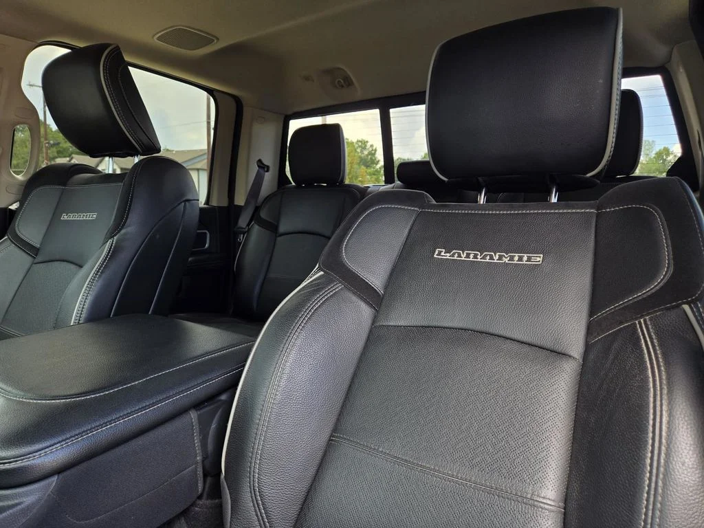 Used 2019 Black Ram Laramie image 13