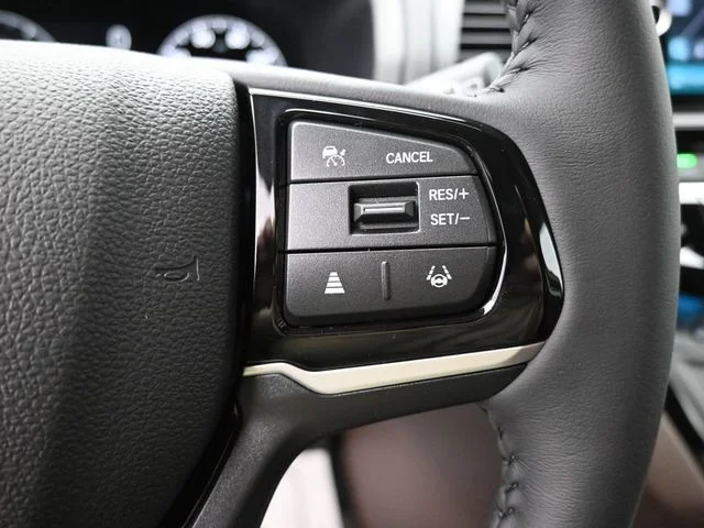 Used 2025 Platinum White Pearl Honda Touring image 26