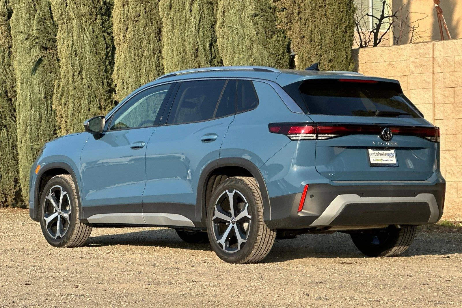 New 2026 Monterey Blue Pearl Volkswagen SE image 6
