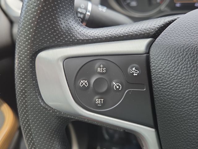 Used 2023 Sterling Metallic GMC SLE image 20