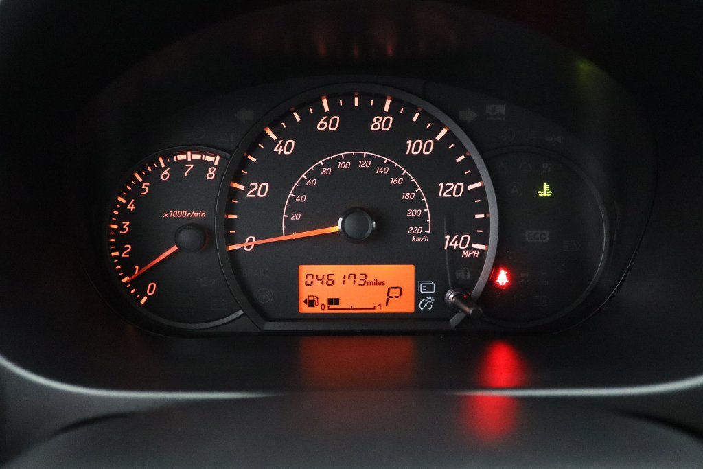 Used 2024 Blue Mitsubishi ES image 21