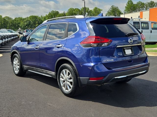 Used 2018 Blue Nissan SV image 11