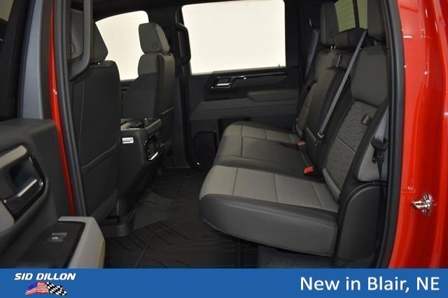 2026 Chevrolet Silverado 2500 HD ZR2 - Photo 11