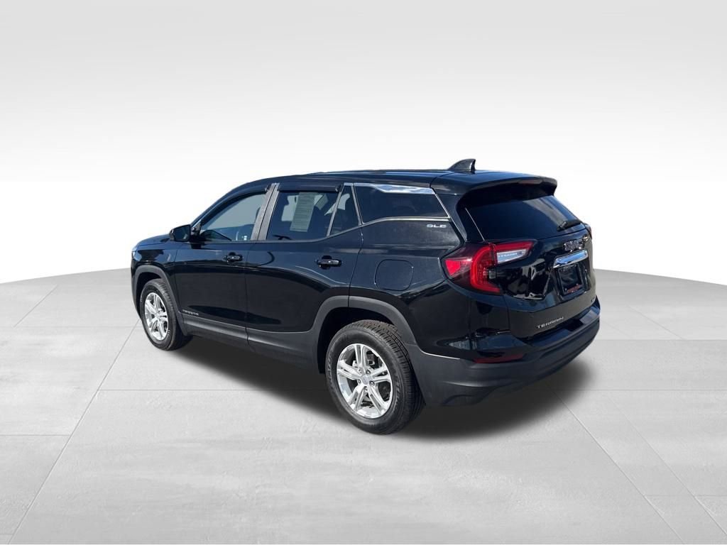 2022 Gmc Terrain SLE photo 2