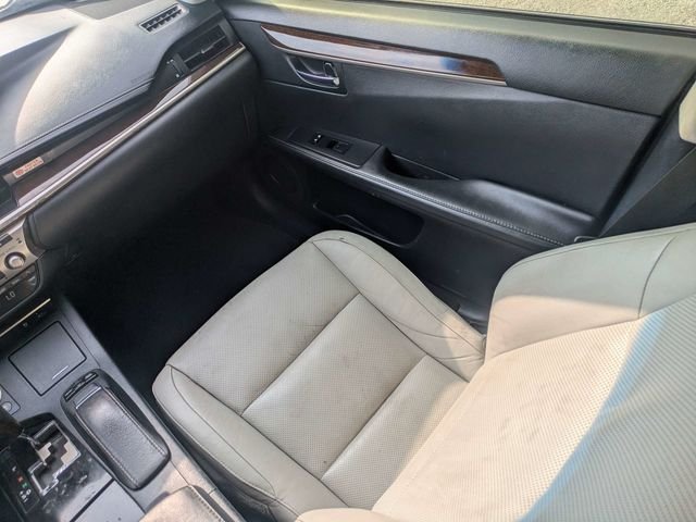 Used 2014  Lexus 350 image 16