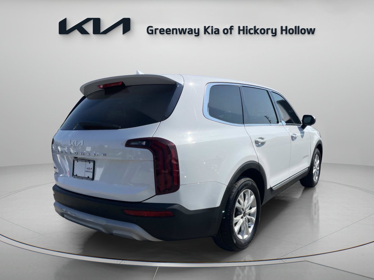 Used 2022 Glacial White Pearl Kia LX image 7