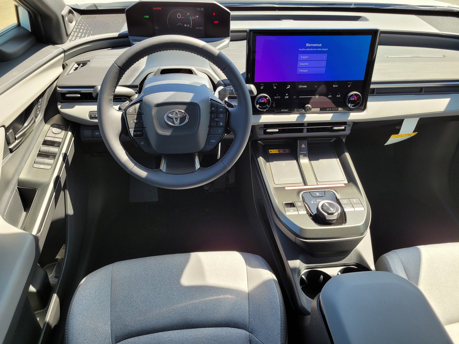 New 2026 Wind Chill Pearl <sup>1</sup> Toyota  XSE image 7