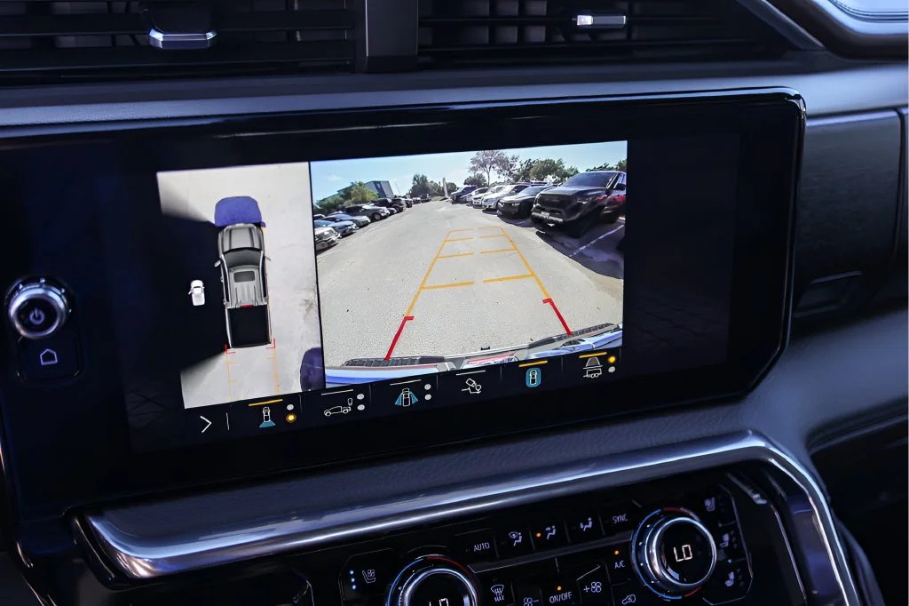 Used 2023 STERLING METALLIC GMC Denali image 20