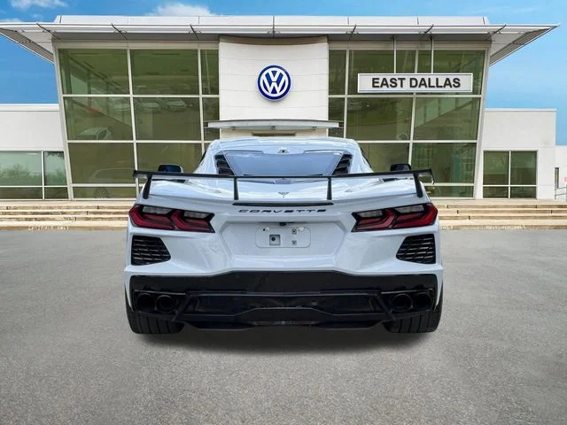 Used 2020 White Chevrolet Stingray image 4