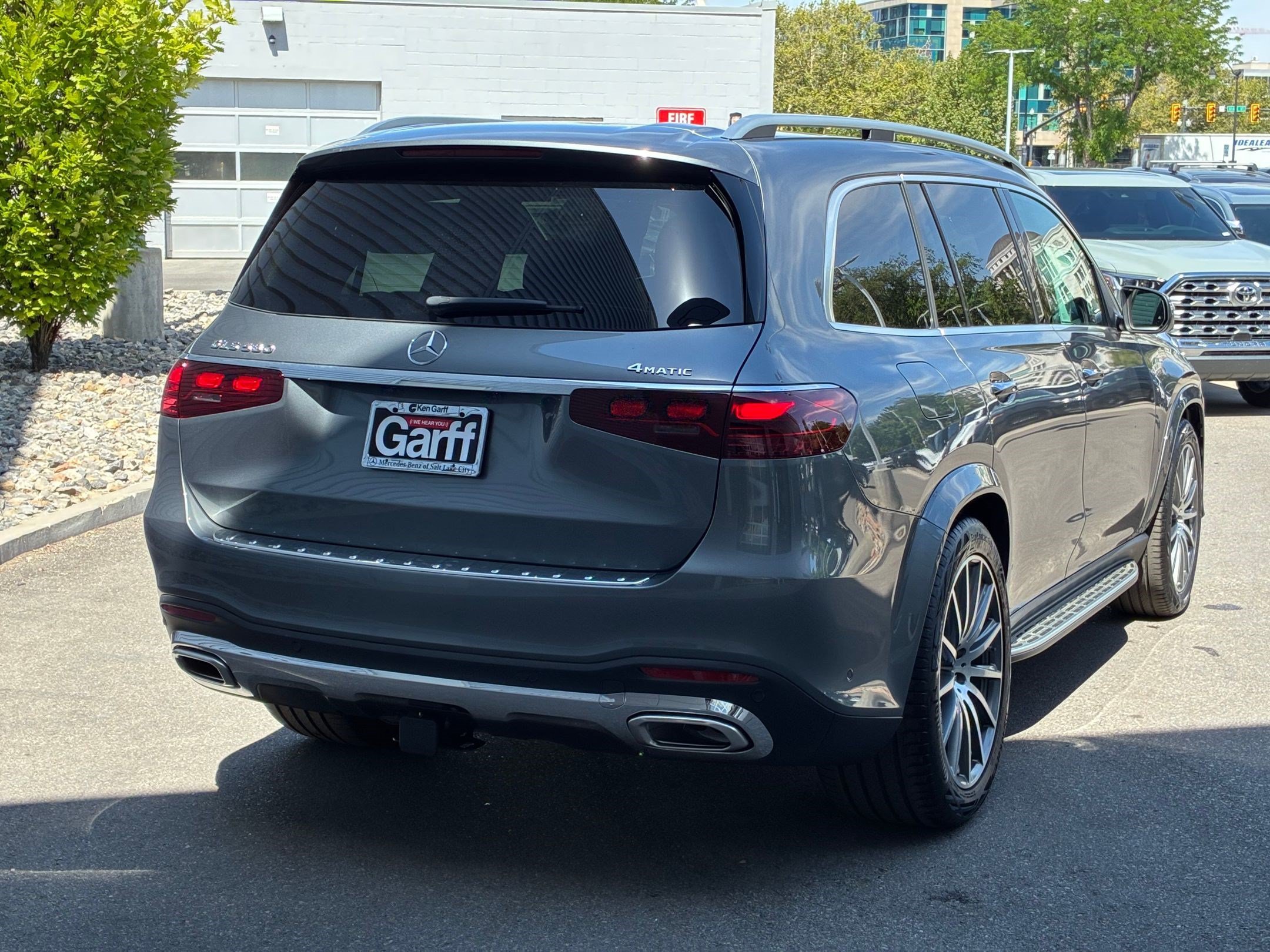 New 2026 Selenite Grey Metallic Mercedes-Benz GLS 580 image 3