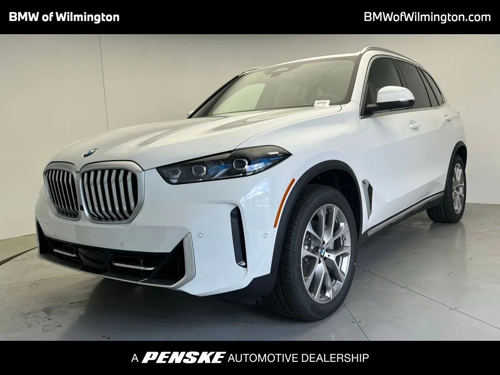 New 2026 Alpine White BMW xDrive40i image 1