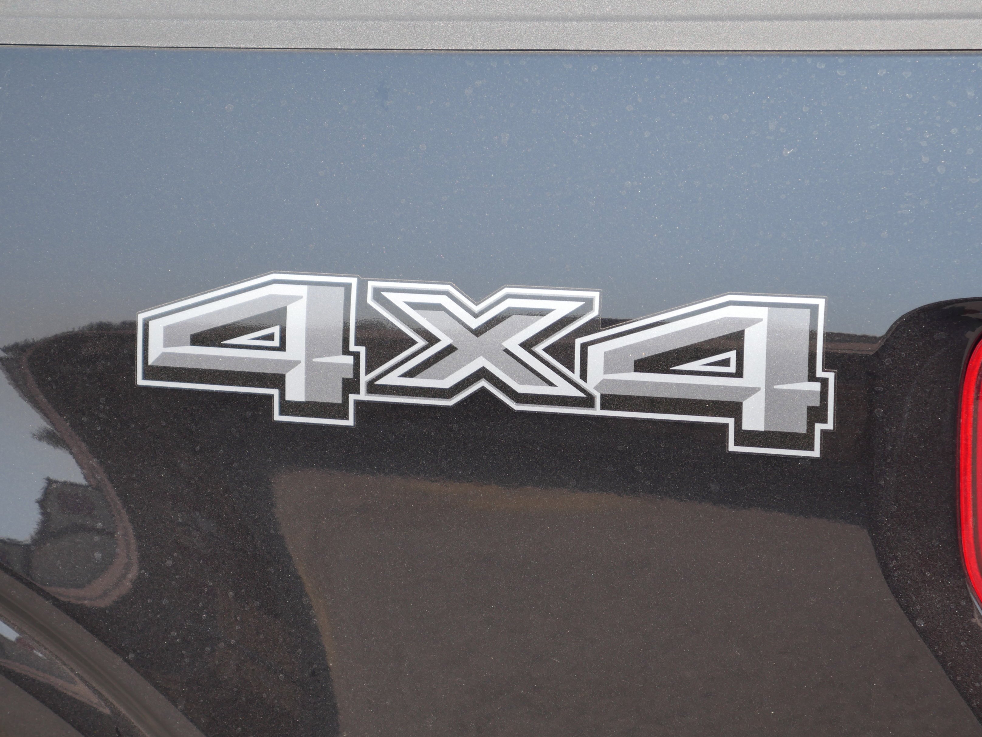 New 2026 Agate Black Metallic Ford XLT image 20