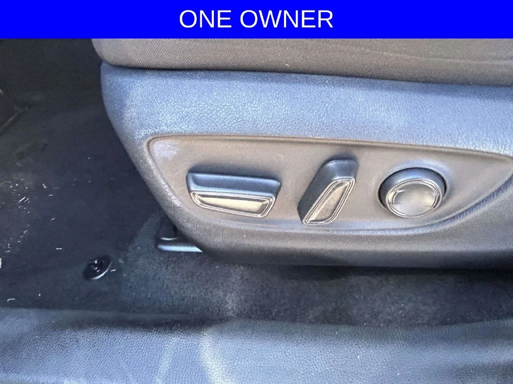 Used 2025 Blue Toyota XLE image 17