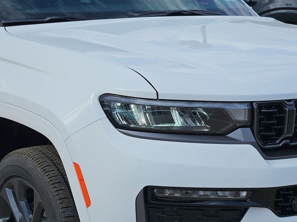 New 2026 Bright White Clearcoat Jeep Limited Reserve image 8