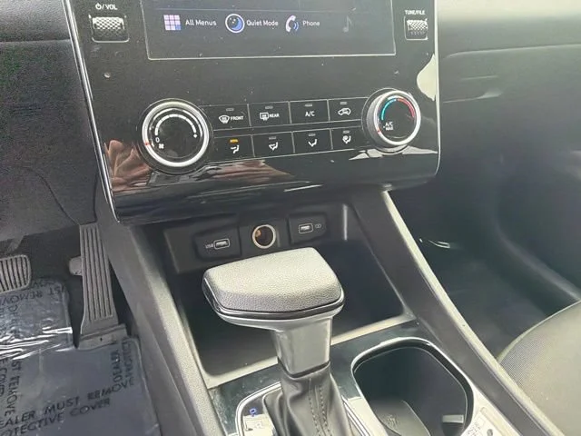 Used 2022 Quartz White Hyundai SEL image 27
