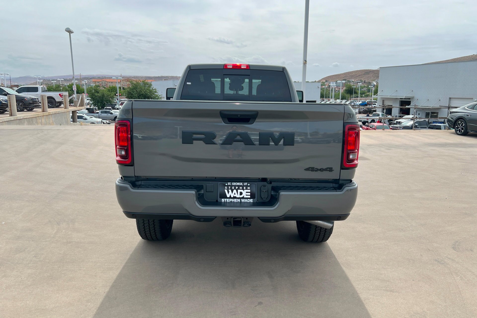 New 2026 Ceramic Gray Clear-Coat Exterior Paint RAM Black Express image 5