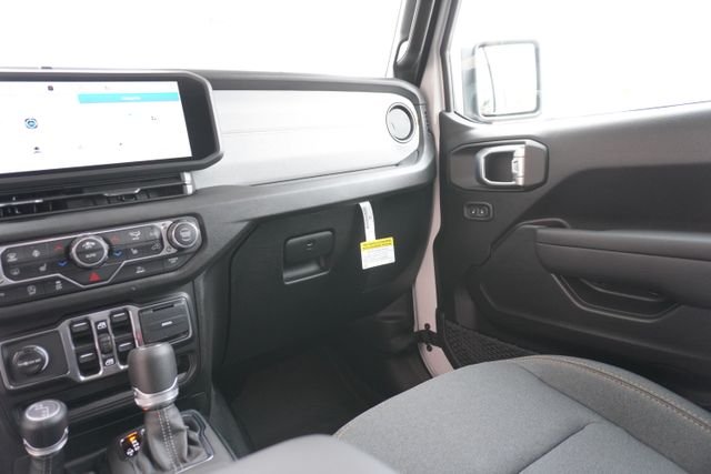 New 2026 Bright White Clearcoat Jeep Sport S image 43