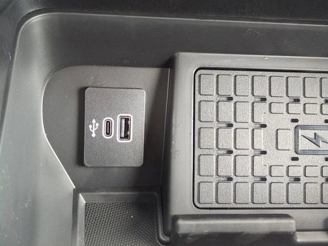 New 2026 Carbonized Gray Metallic Ford XLT image 22