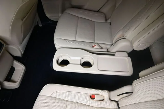 Used 2019 Red Toyota Limited image 19