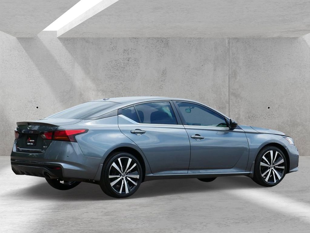 Certified Used 2019 Gray Nissan 2.5 SR image 3