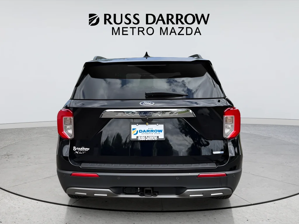 Used 2020 Black Ford XLT image 4