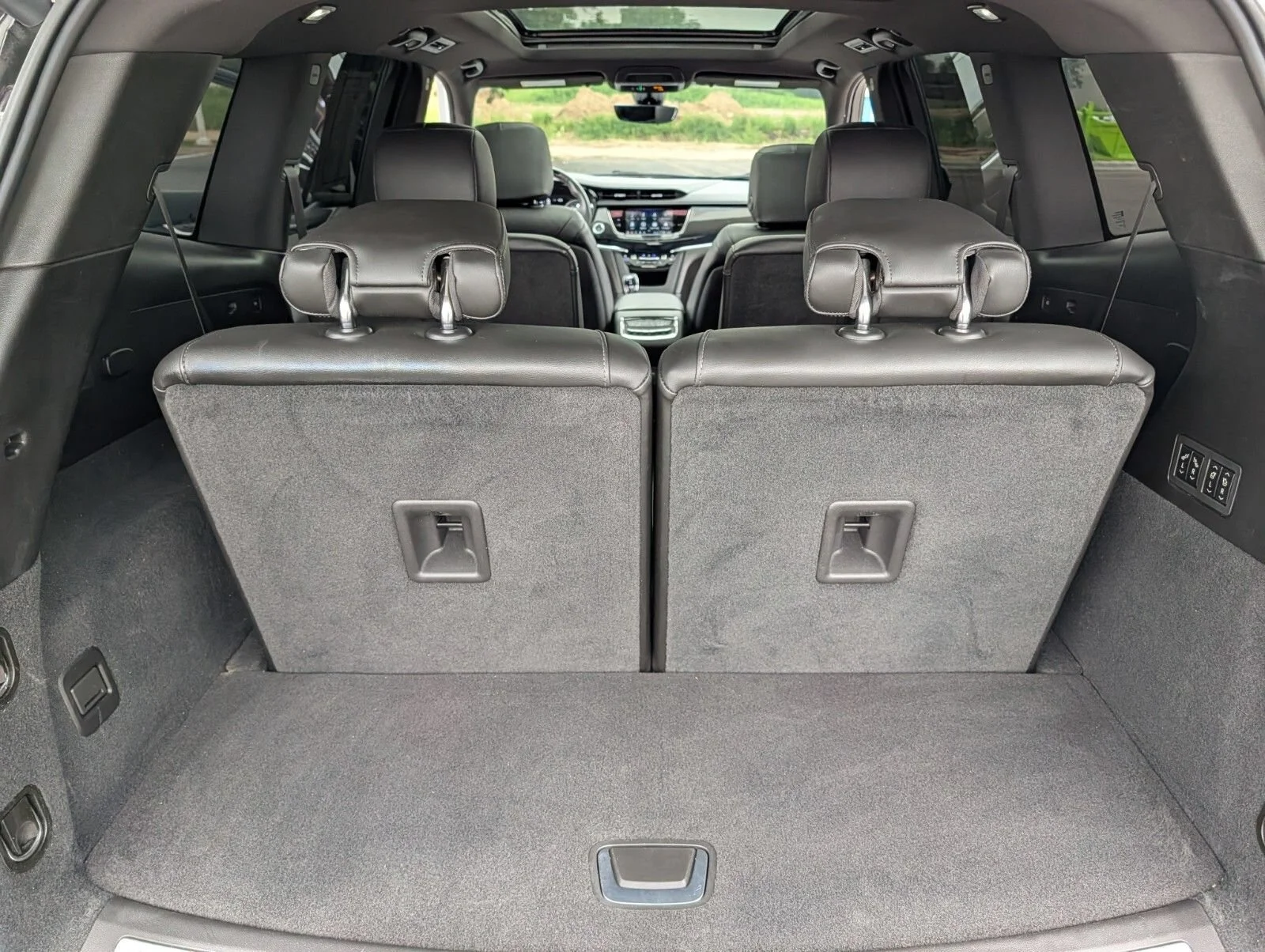 2024 Cadillac XT6 Sport - Photo 31