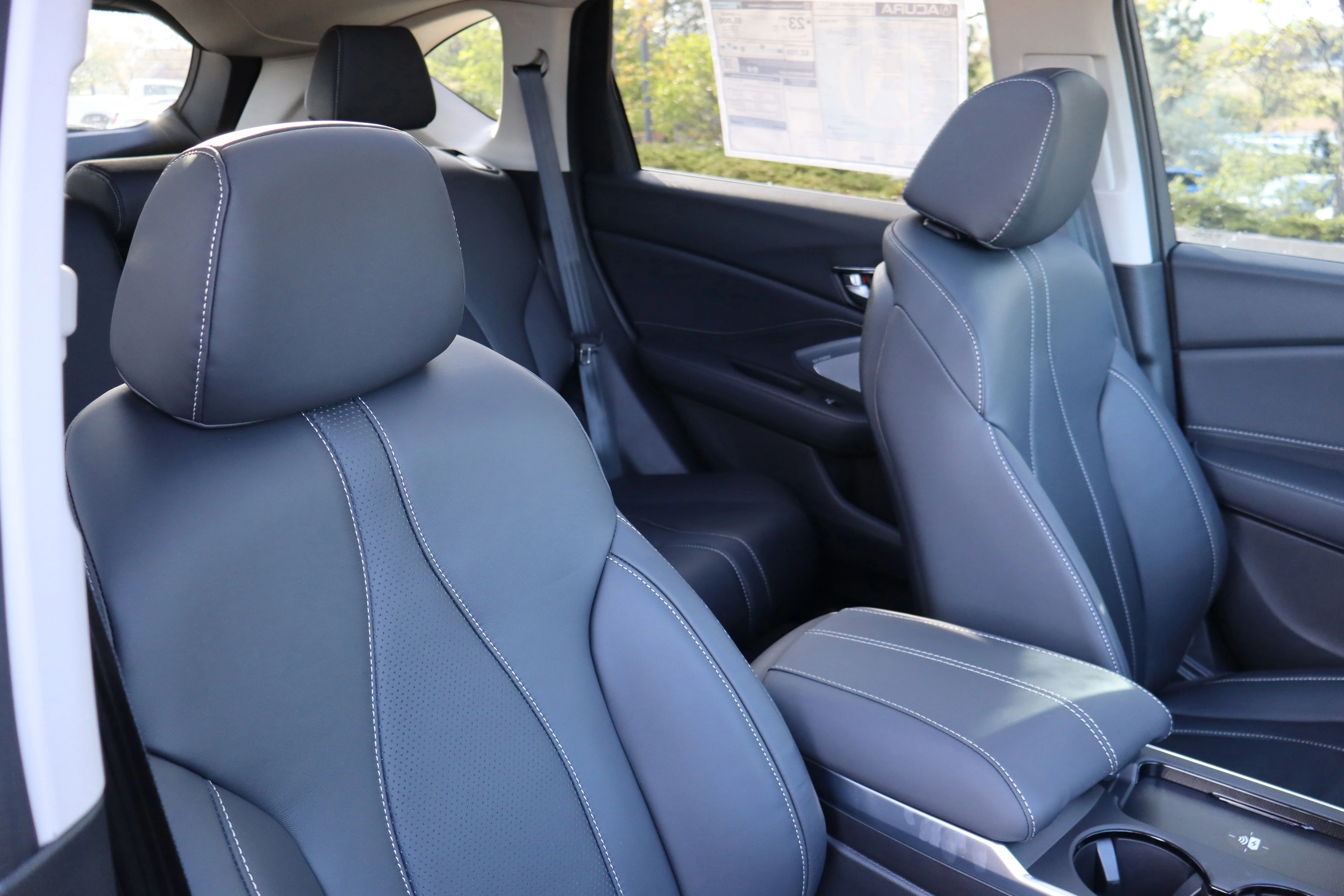 New 2026 Majestic Black Pearl Acura w/Technology Package image 34