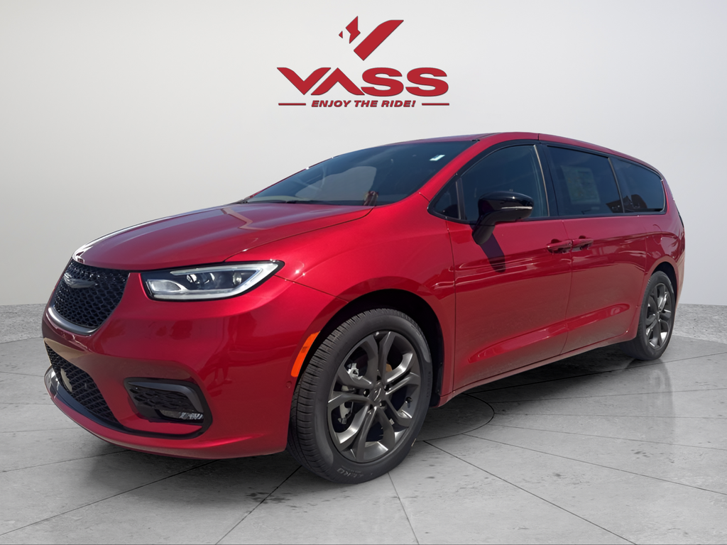 New 2026 Red Hot Pearl-Coat Exterior Paint Chrysler Select image 1