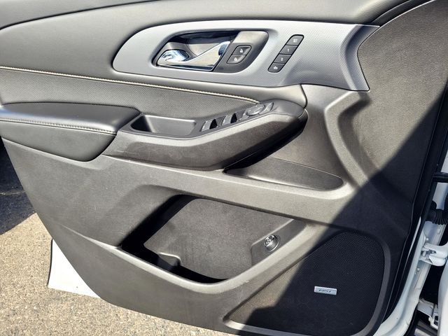 Used 2021 Beige Chevrolet Premier image 16