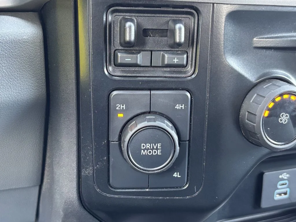 Used 2024 White Ford XLT image 22