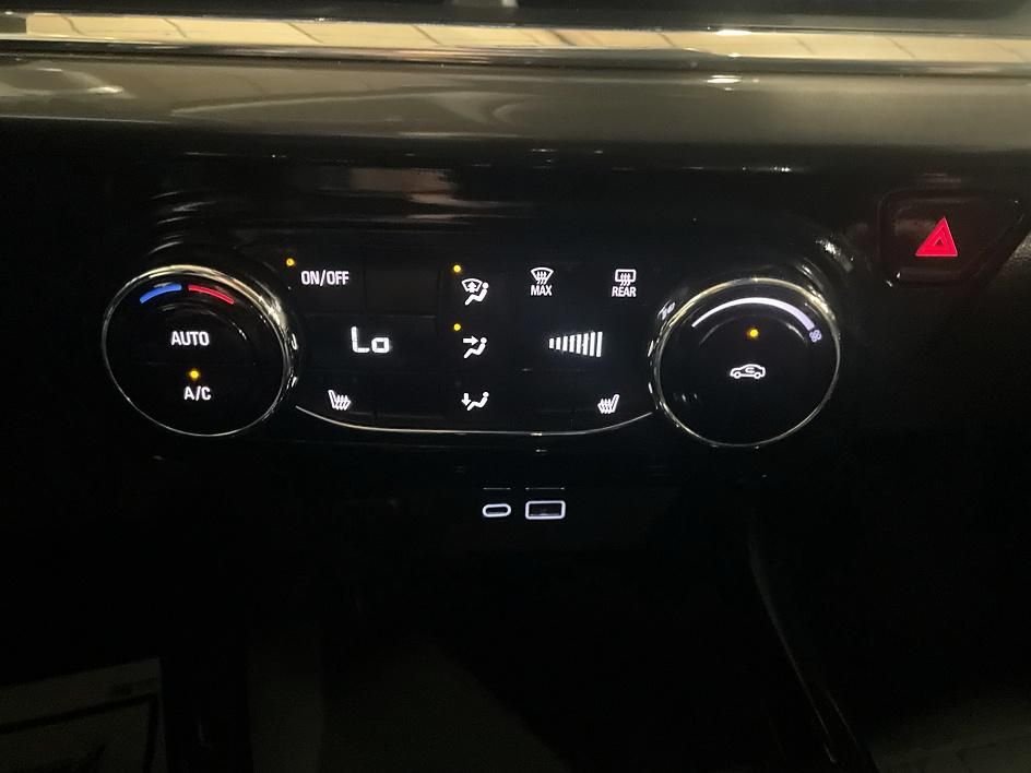 Used 2025 Green Chevrolet ACTIV image 20