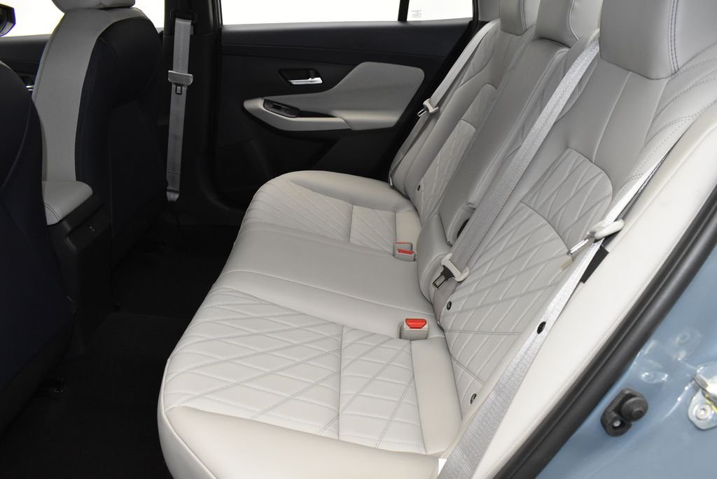 New 2026 Atlantic Gray Metallic Nissan SL image 37