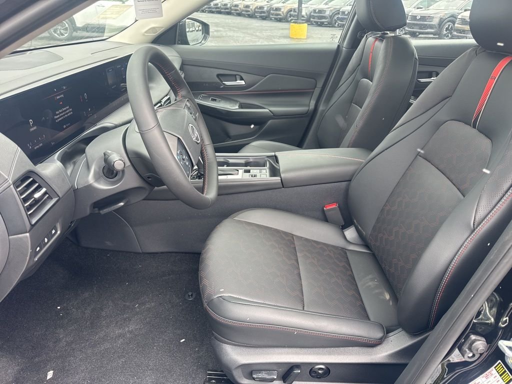 2026 Nissan Sentra SR - Photo 11