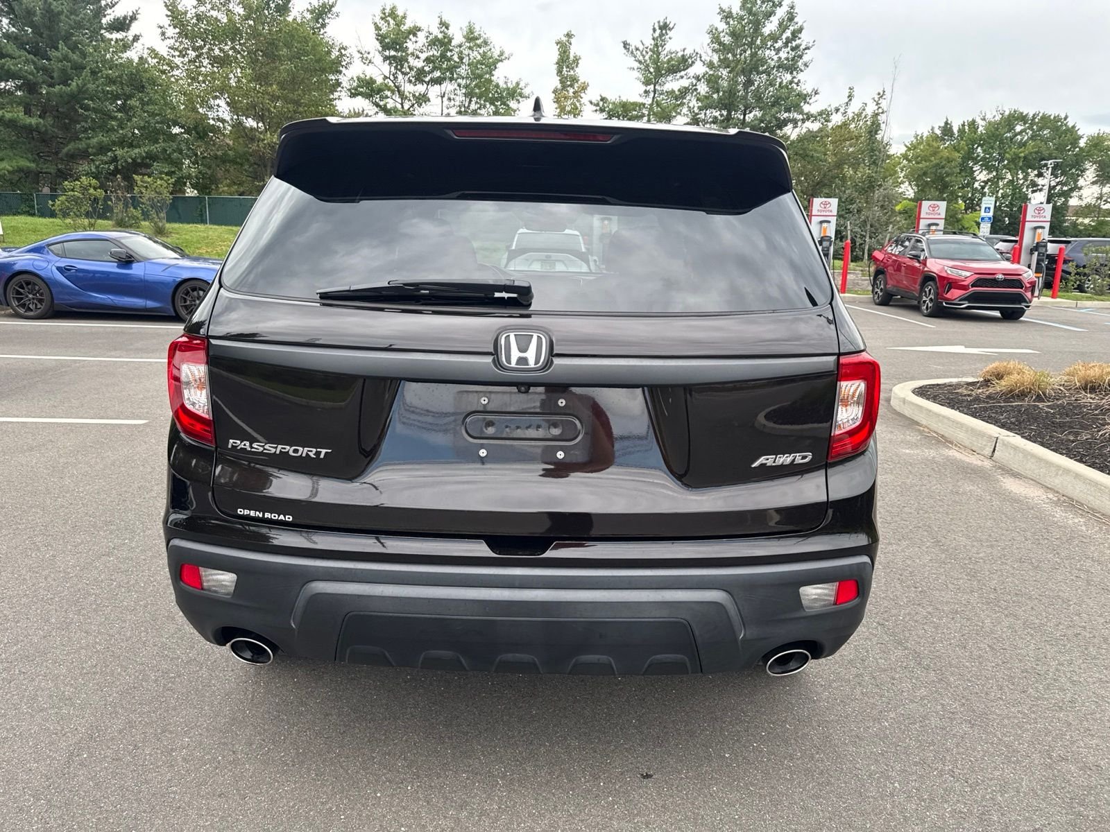 Used 2020 Black Honda EX-L image 6