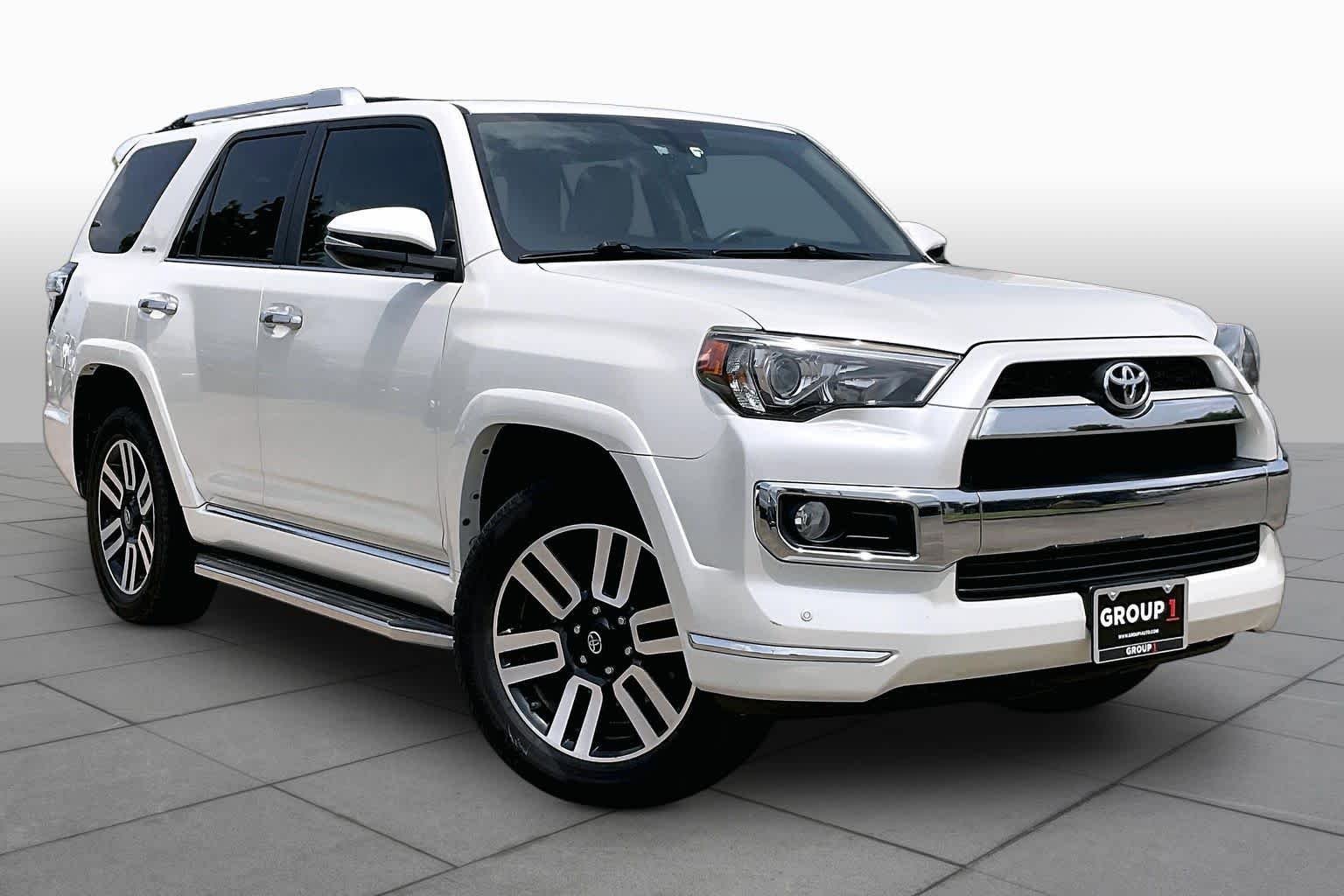 Used 2016 Blizzard Pearl Toyota Limited image 3